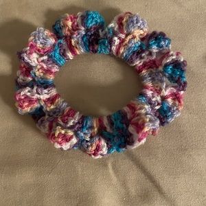 Multicoloured cotton wool hair scrunchie